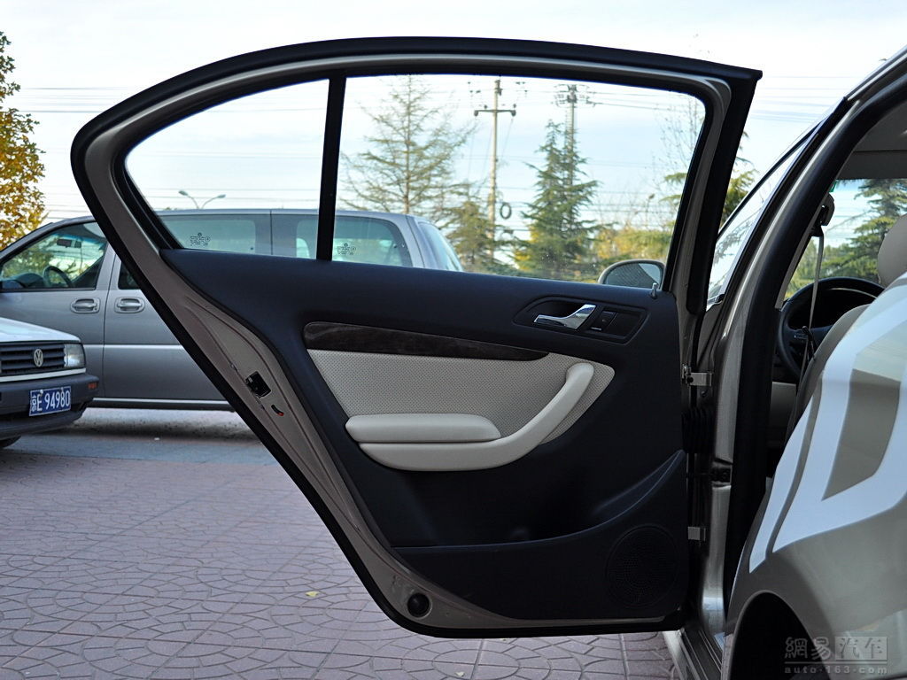 ‘星空官网’E3 2018:《量子破碎》工作室新作《控制》发布 2019年发售(图2) 星空官网