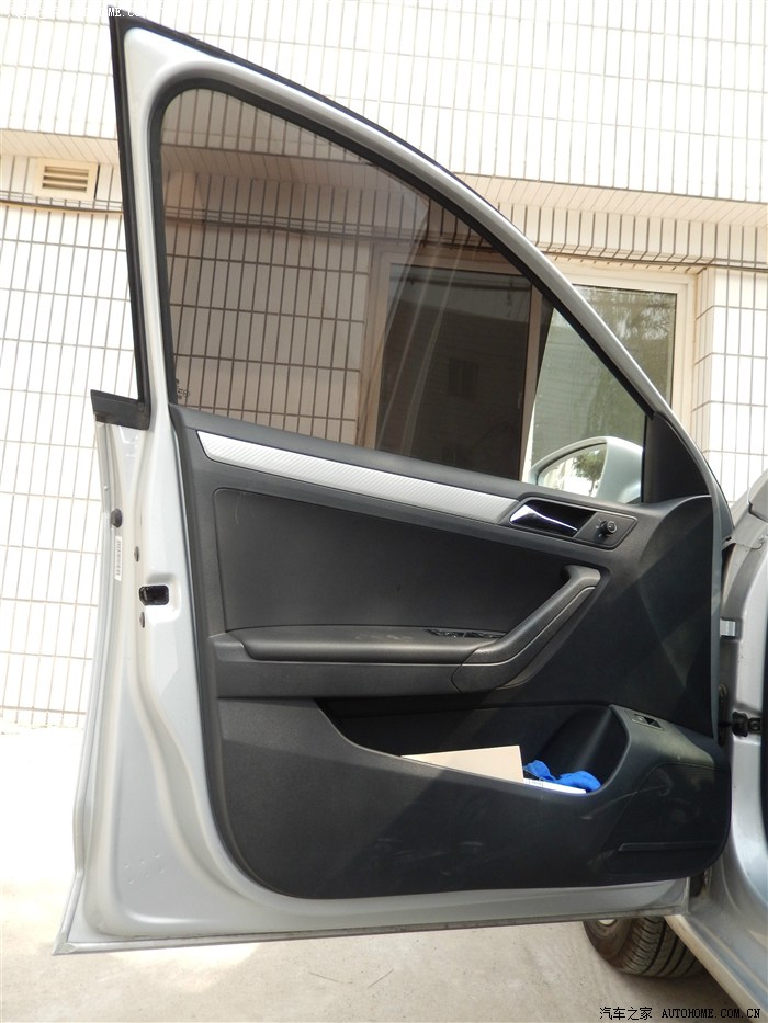 星空官网_谢娜和张杰健身房约会 晒背影照狂撒狗粮(图2) 星空官网